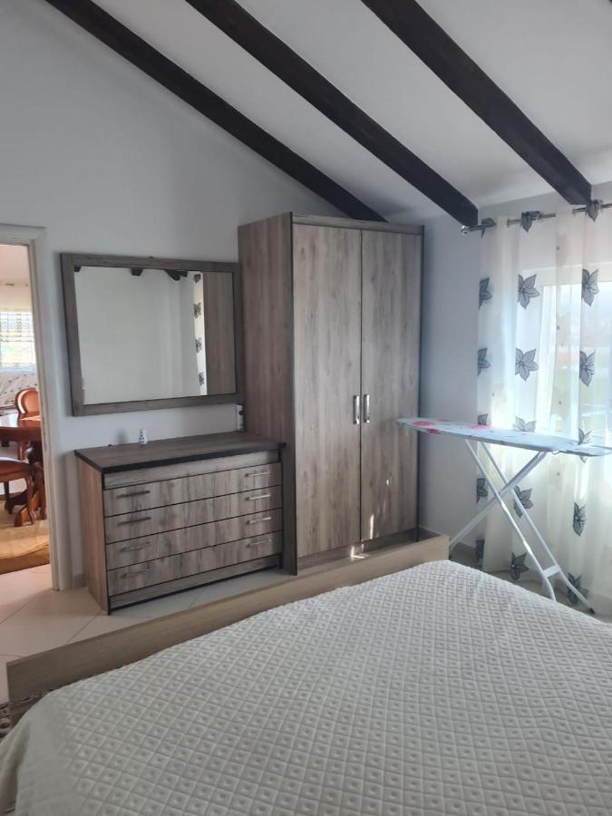 Guest House Ilir Berat Exterior photo