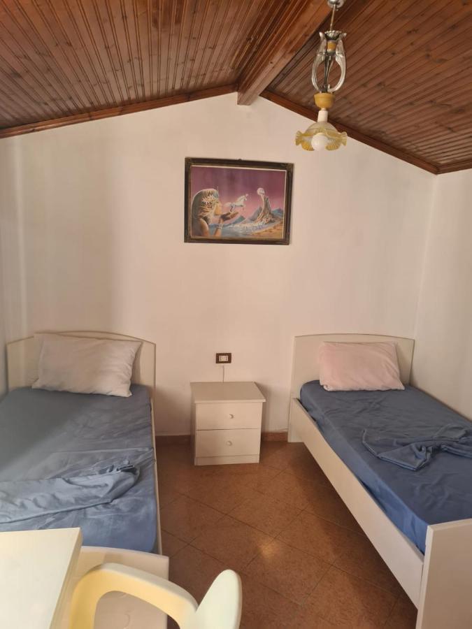 Guest House Ilir Berat Exterior photo